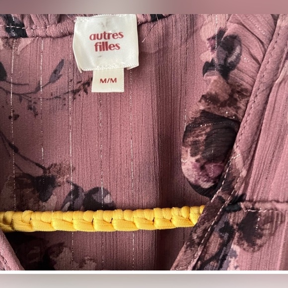 Autre Filles Floral Mauve Blouse- Medium - Picture 3 of 6